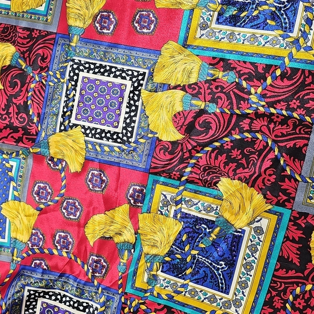 Vtg 90s Satin Baroque Triangle Scarf, Multicolor Tassle & Floral Print 54" × 23" - Picture 3 of 5